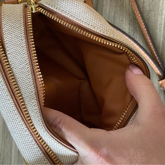 COPY - Tory Burch crossbody purse - Picture 2 of 6
